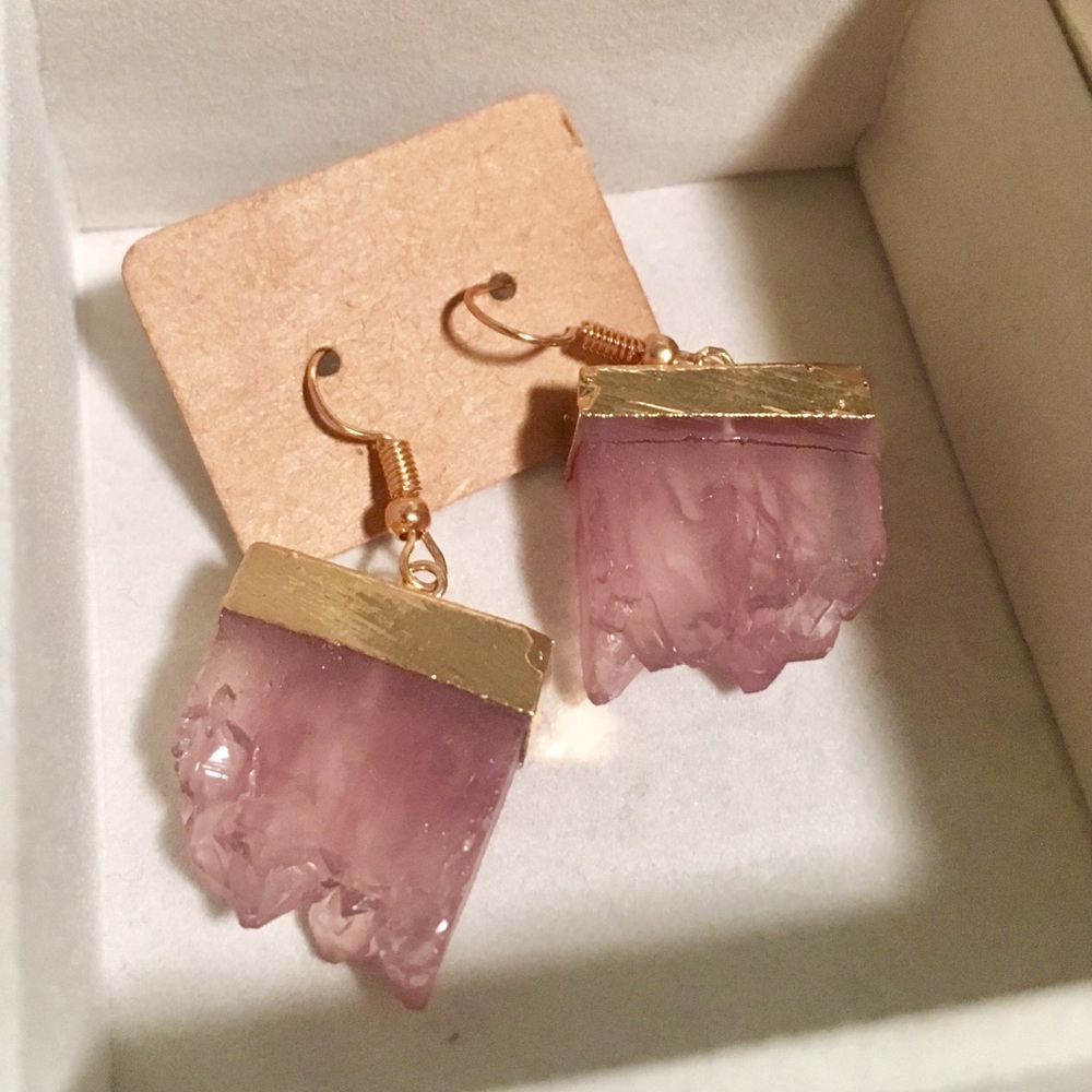 Never been worn quartz stone earrings NWOT
